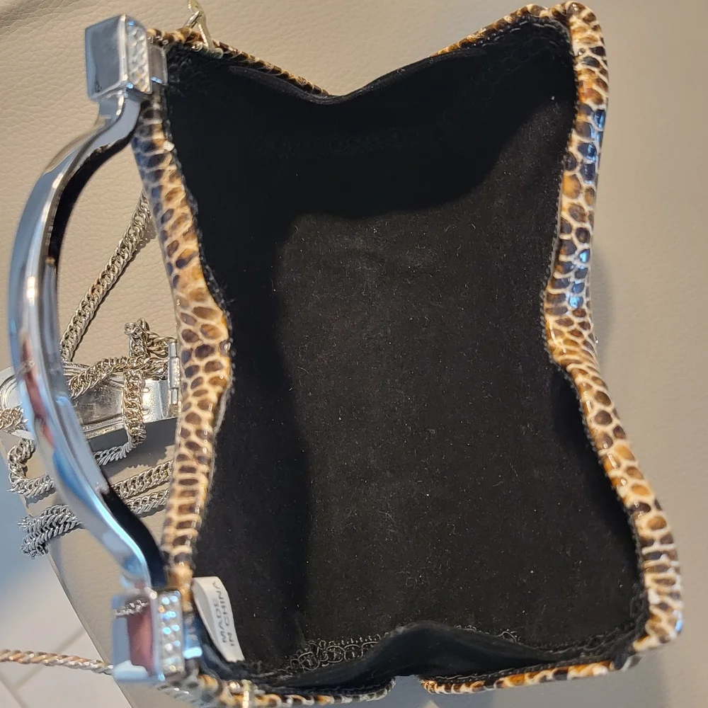 Vintage Alligator Small  Handbag/Solderbag, chain Strap. - Picture 6 of 10